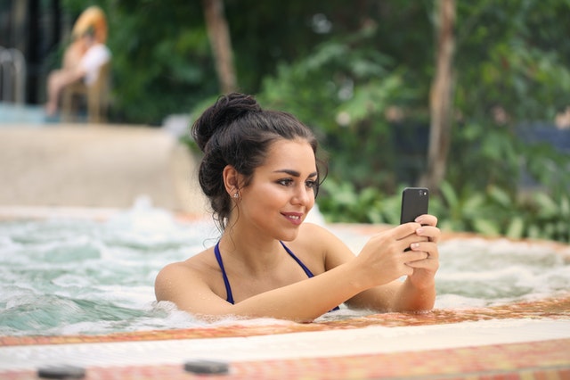 Using smartphone around swimming pool